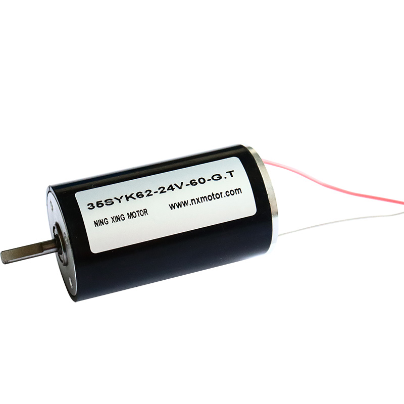 Tại sao bàn chải carbon được sử dụng trong động cơ DC?